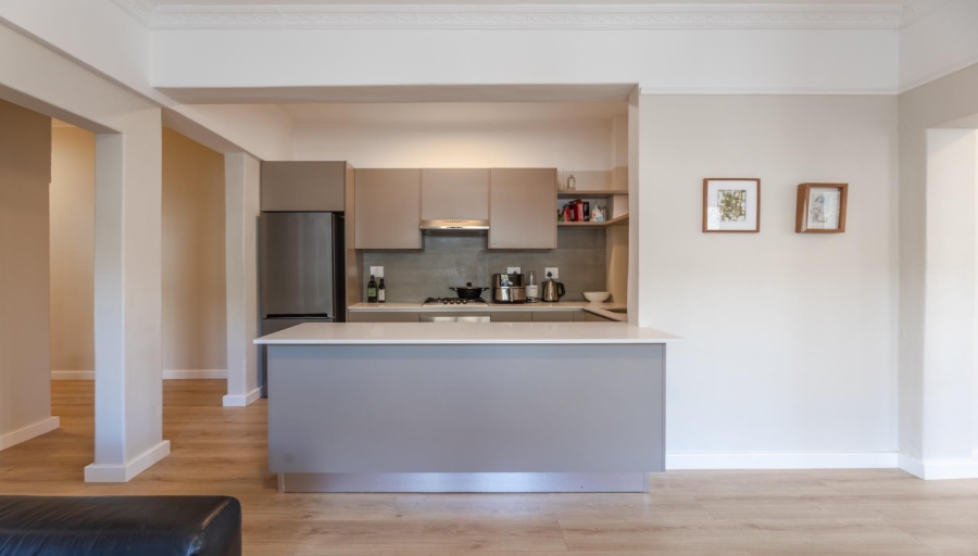 To Let 2 Bedroom Property for Rent in Sea Point Western Cape